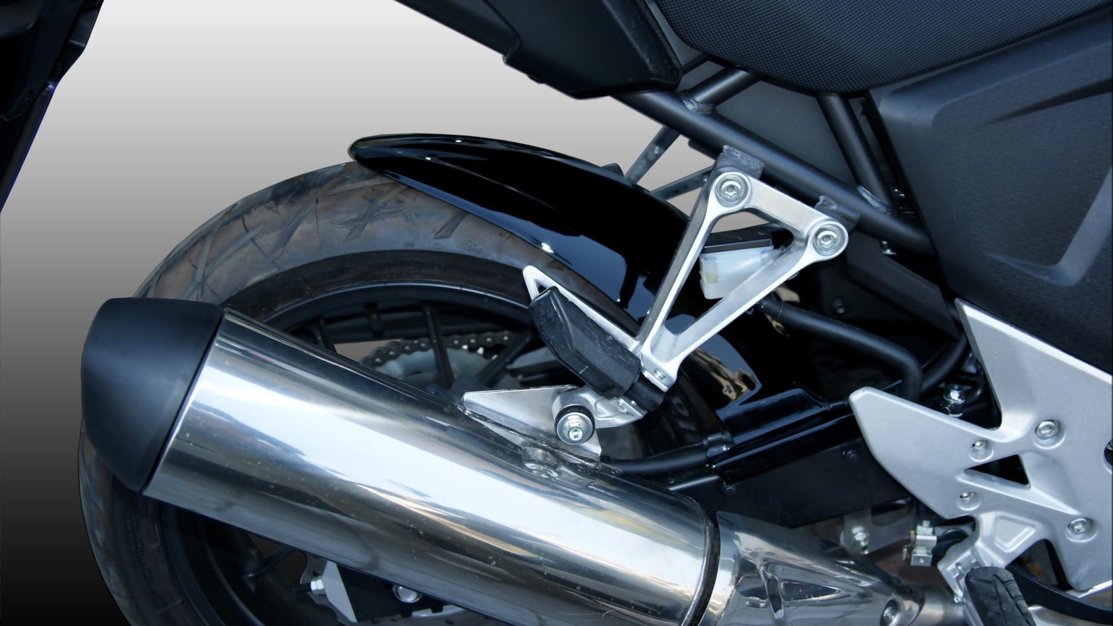 Leche Roue Arrière Honda CB650 F 2014-2016 – Pièce D'occasion, Bon état